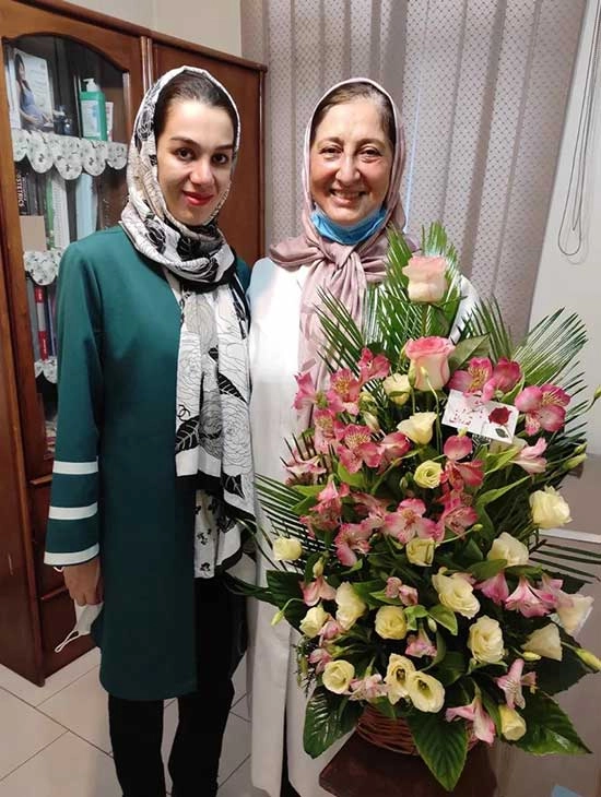لطف و محبت مراجعین عزیز  به دکتر فروزنده فارغ پور